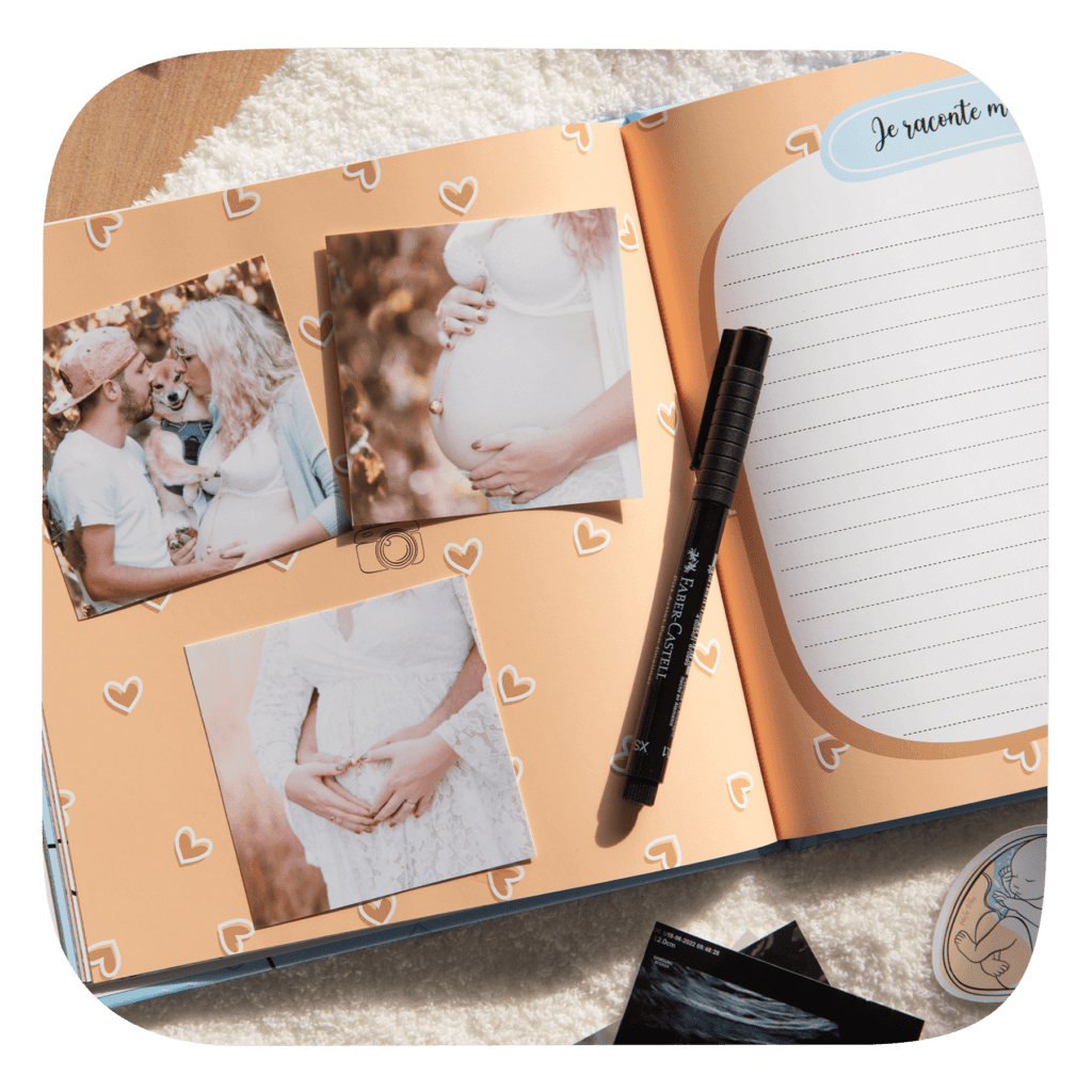 livre de grossesse ouvert sur une page dans les tons orangé pastel avec des photos d'une femme enceinte